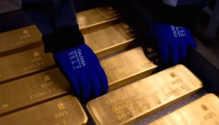 Harga Emas Diprediksi Makin Volatil Dipicu Harga Minyak dan The Fed