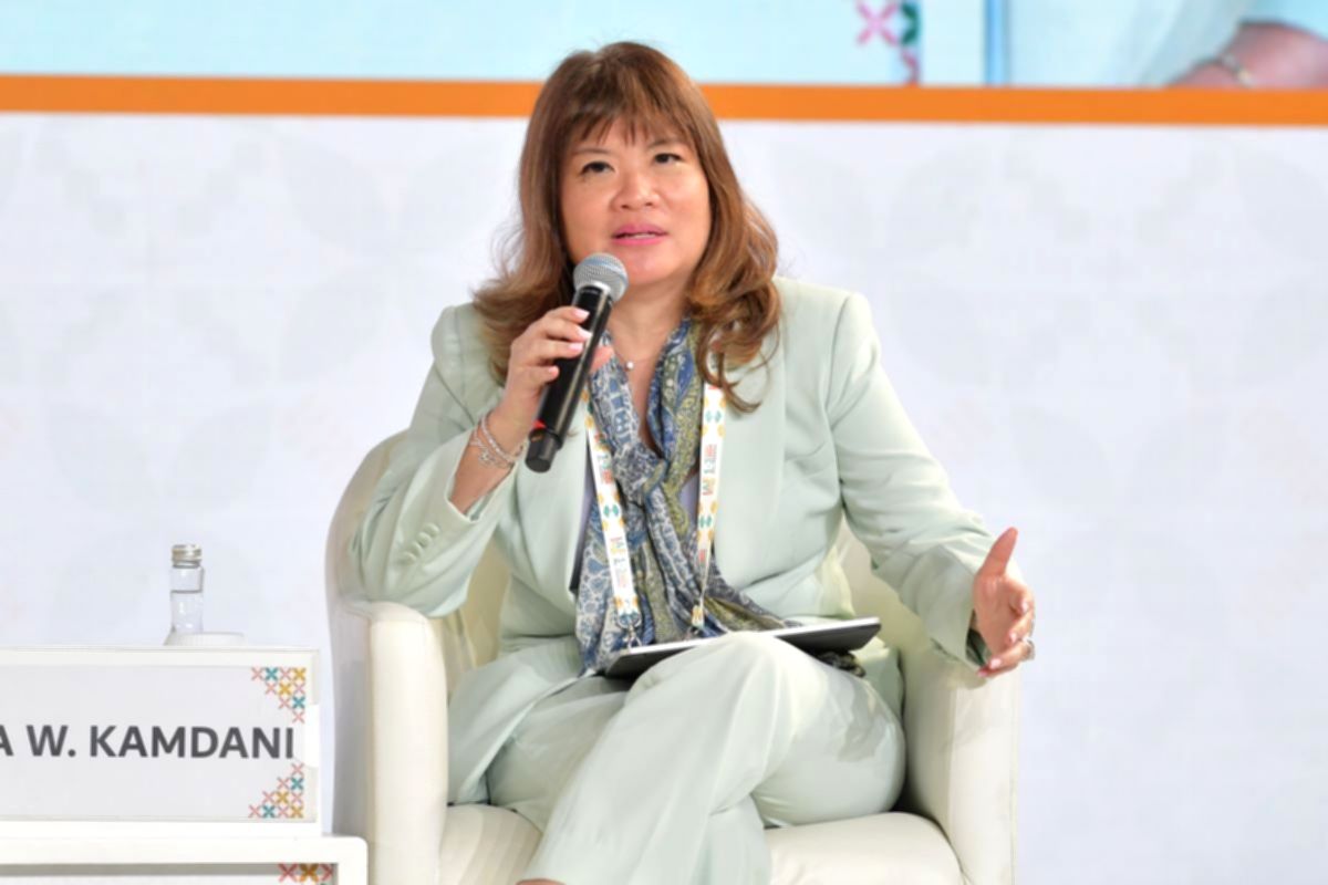 Ketua Umum Apindo Shinta W. Kamdani saat memberikan keterangan terkait revisi UU Ketenagakerjaan di Jakarta.