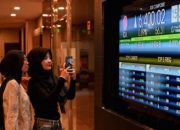 Tampilan layar pergerakan grafik Indeks Harga Saham Gabungan di Bursa Efek Indonesia