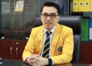 Flexing Prestasi Anak Memicu Tekanan Psikologis pada Mahasiswa