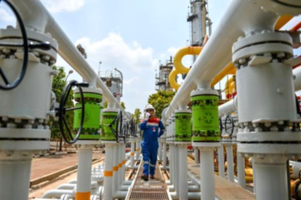 Direktur Jenderal Minyak dan Gas Bumi, Laode Sulaeman, saat memberikan keterangan terkait target kemandirian energi nasional.