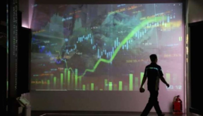 Dapat Label Hijau dari BEI, Harga Tiga Saham Ini Melonjak Naik