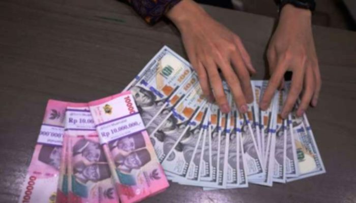 Menanti Keputusan The Fed, Rupiah Diprediksi Bergerak di Rp17.580–Rp17.680