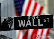 Wall Street Menguat Usai Harga Minyak Turun Jelang Kenaikan Suku Bunga