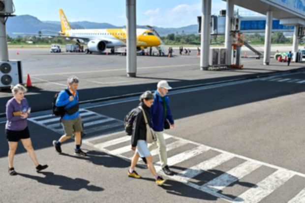 Suasana kesibukan aktivitas penumpang di area terminal bandara kelolaan InJourney Airports.