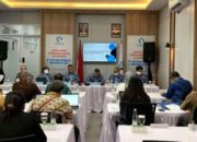 Grafik pergerakan harga saham PT Hetzer Medical Indonesia Tbk (MEDS) yang melonjak di bursa efek.