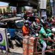 Suasana antrean kendaraan di SPBU Makassar yang mulai melandai setelah evaluasi Pertamina