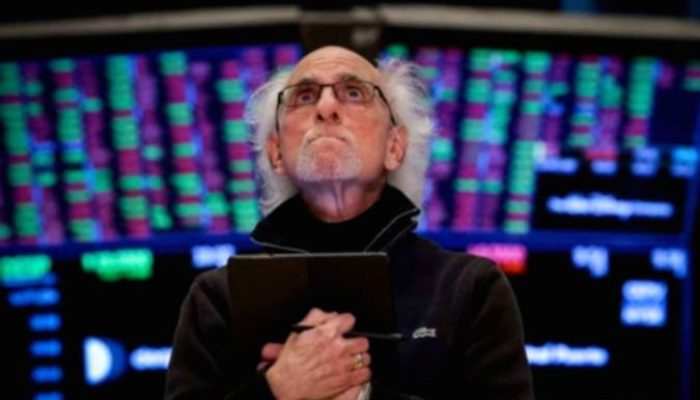Wall Street Melemah Akibat Kekhawatiran Pengembangan Kecerdasan Buatan