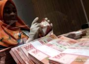 Rupiah Melemah Tujuh Sesi Beruntun ke Rp17.758 per Dolar AS