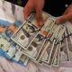 Tampilan layar grafik pergerakan nilai tukar mata uang Rupiah terhadap Dolar AS di bursa efek