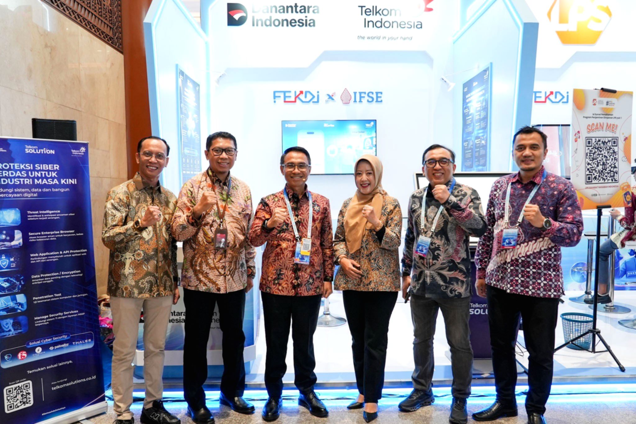 Booth Telkom Solution dalam ajang FEKDI x IFSE 2026 di Jakarta International Convention Center