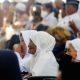 Menteri Haji dan Umrah Mochamad Irfan Yusuf saat memberikan keterangan pers terkait potensi penyesuaian biaya haji 2027.