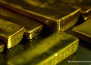 Harga Emas Spot Menguat Akhir Pekan di Tengah Aksi Beli Investor