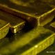 Tumpukan logam mulia emas, perak, platinum, dan paladium yang diperdagangkan di pasar global